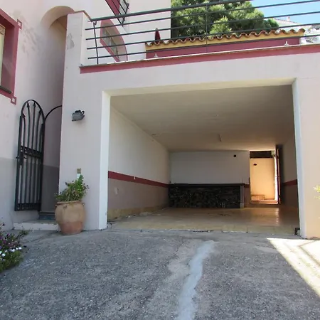 Escapade 1 Apartment
